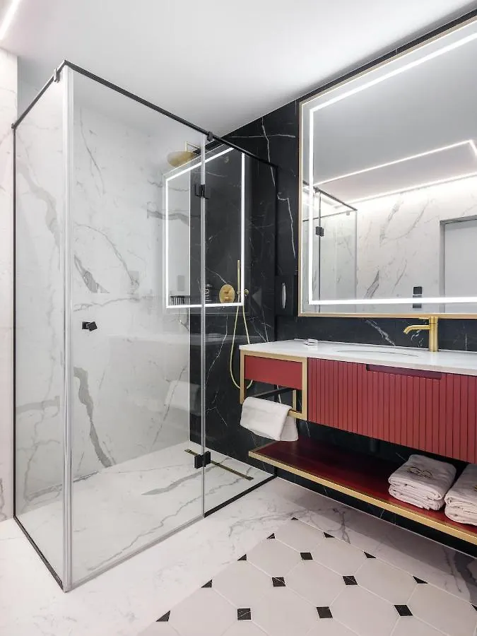 Aparthotel Golden Queen Deluxe Jacuzzi Apartments - Old Town Krakow
