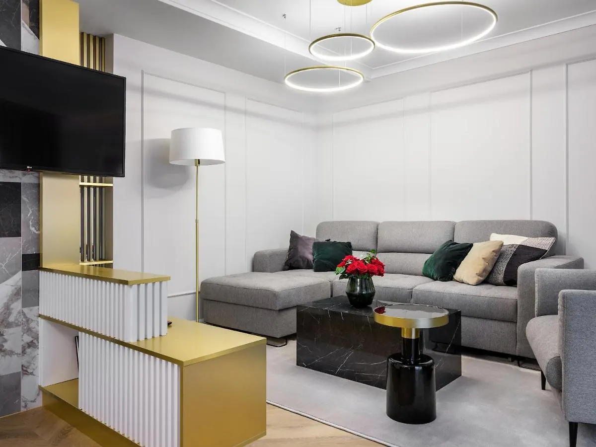 Aparthotel Golden Queen Deluxe Jacuzzi Apartments - Old Town Krakow