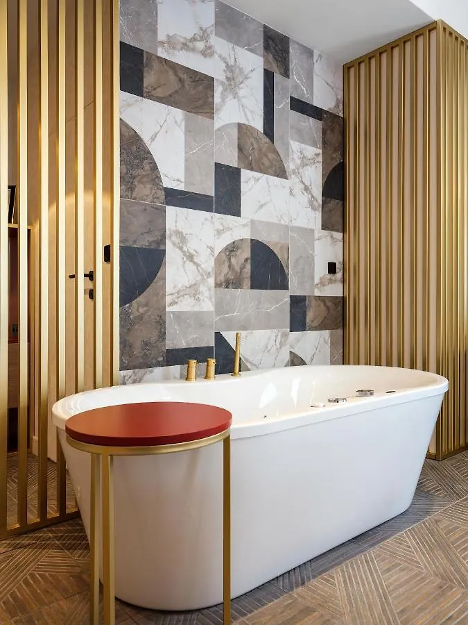 Aparthotel Golden Queen Deluxe Jacuzzi Apartments - Old Town Krakow Poland