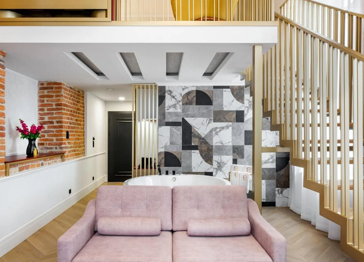 Aparthotel Golden Queen Deluxe Jacuzzi Apartments - Old Town Krakow Poland